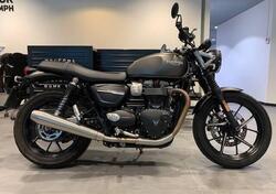Triumph Street Twin 900 (2021 - 22) usata