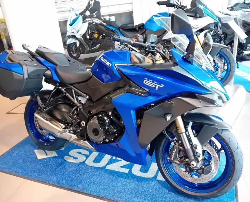 Suzuki GSX-S1000GT (2025 - 26) (2)