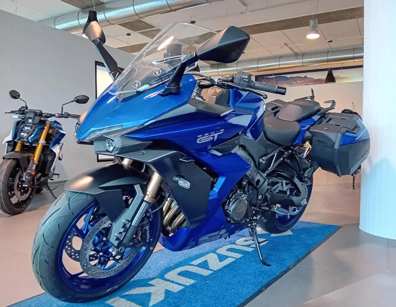 Suzuki GSX-S1000GT (2025 - 26) (3)