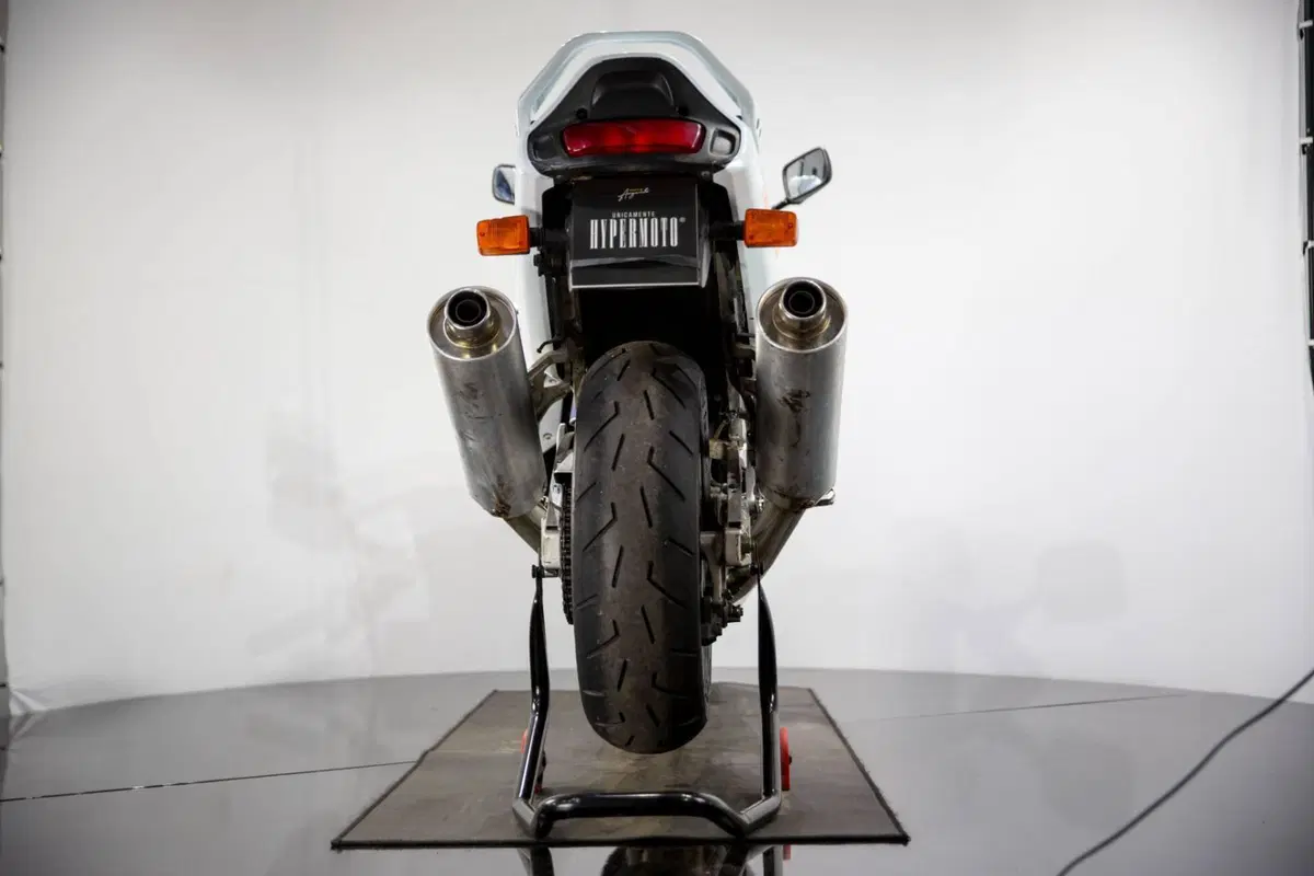 Suzuki GSX R 1100 (1993 - 97) (9)
