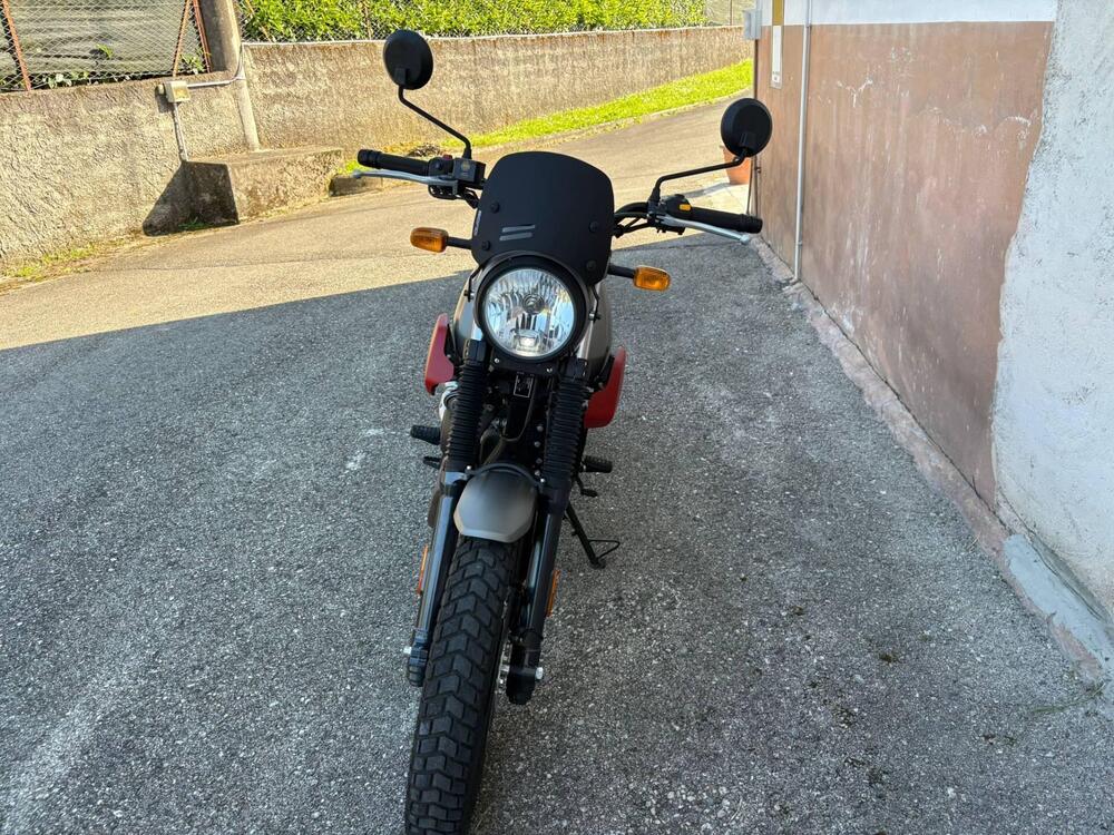 Royal Enfield Himalayan 411 (2021 - 24) (2)