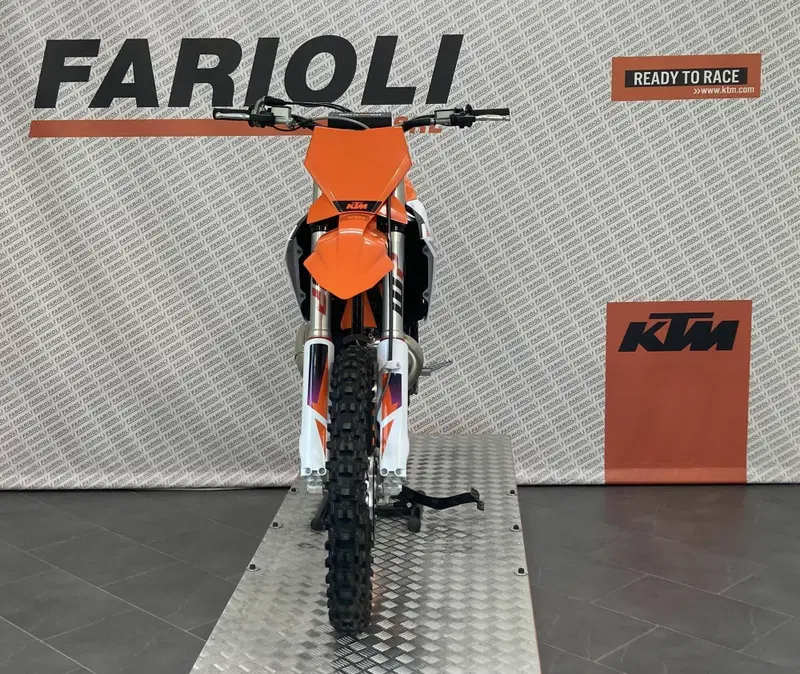 KTM 300 SX (2024) (8)