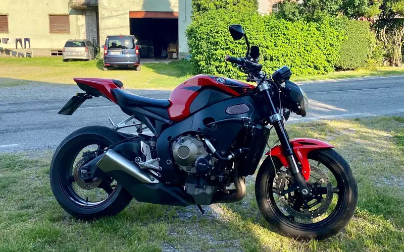Honda CBR 1000 RR Fireblade (2008 - 11)