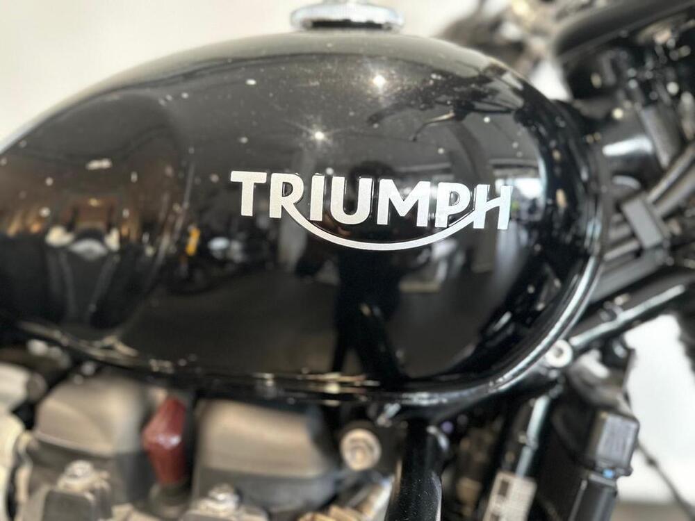 Triumph Street Twin 900 (2021 - 22) (2)