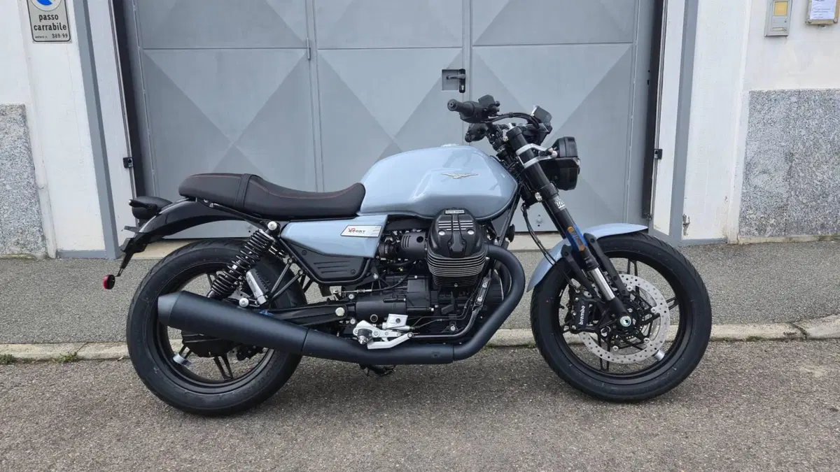 Moto Guzzi V7 Sport (2025 - 26) (5)