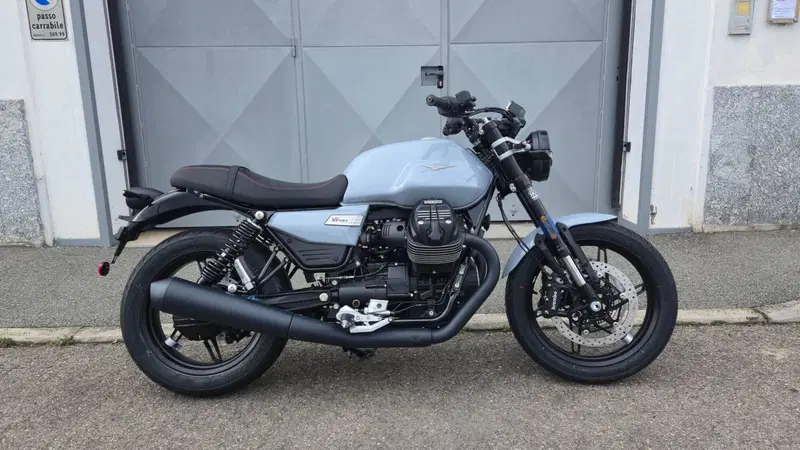 Moto Guzzi V7 Sport (2025 - 26) (5)