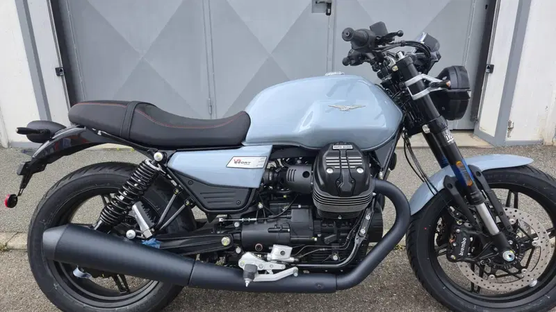 Moto Guzzi V7 Sport (2025 - 26) (7)
