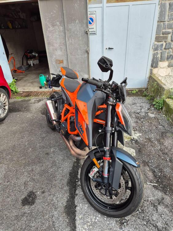 KTM 1290 Super Duke R (2020) (4)