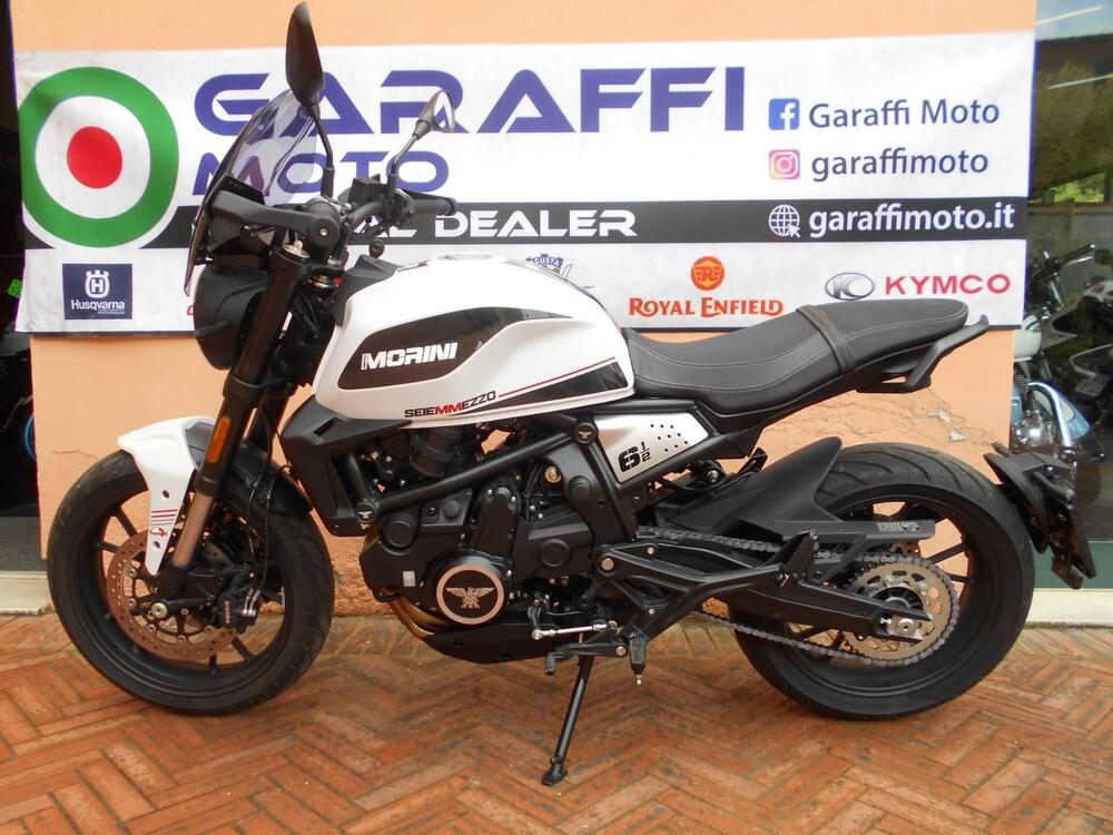 Moto Morini SEIEMMEZZO STR (2022 - 25) (3)