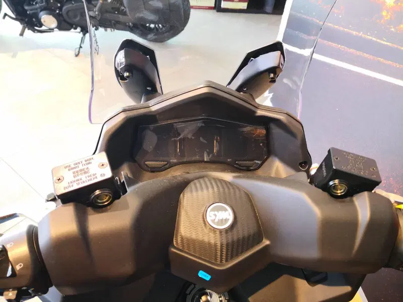 Sym Joyride 300 (2025) (12)