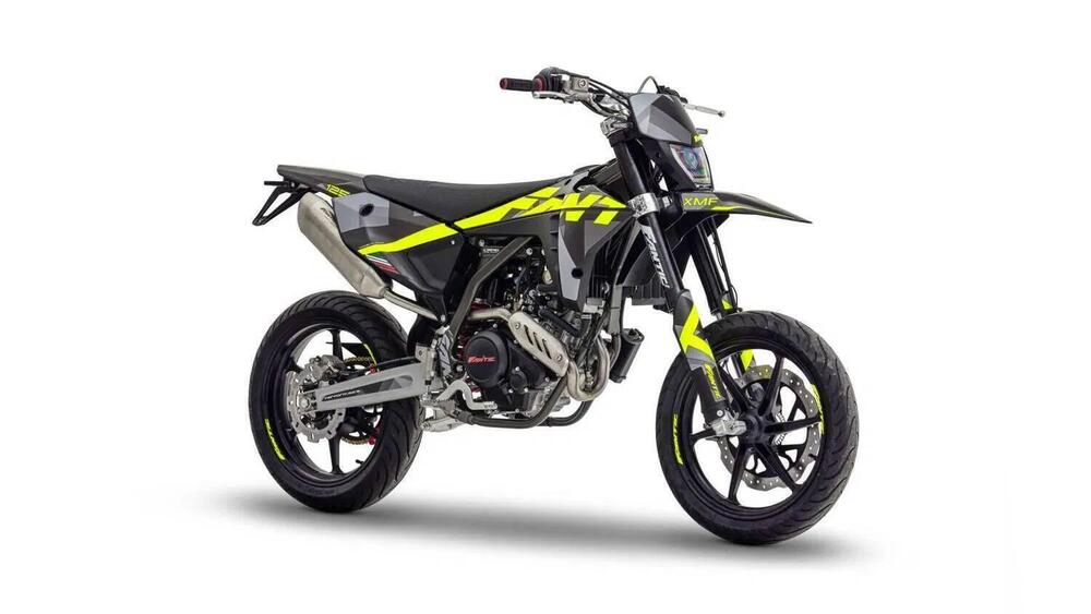 Fantic Motor XMF 125 Performance (2025) (2)