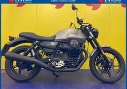 Moto Guzzi V7 Stone (2021 - 24) usata