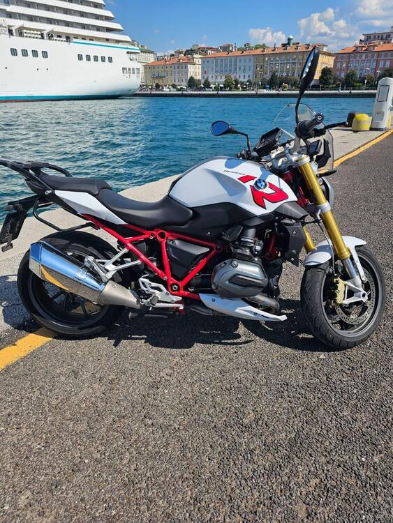 Bmw R 1200 R (2015 - 16) (2)