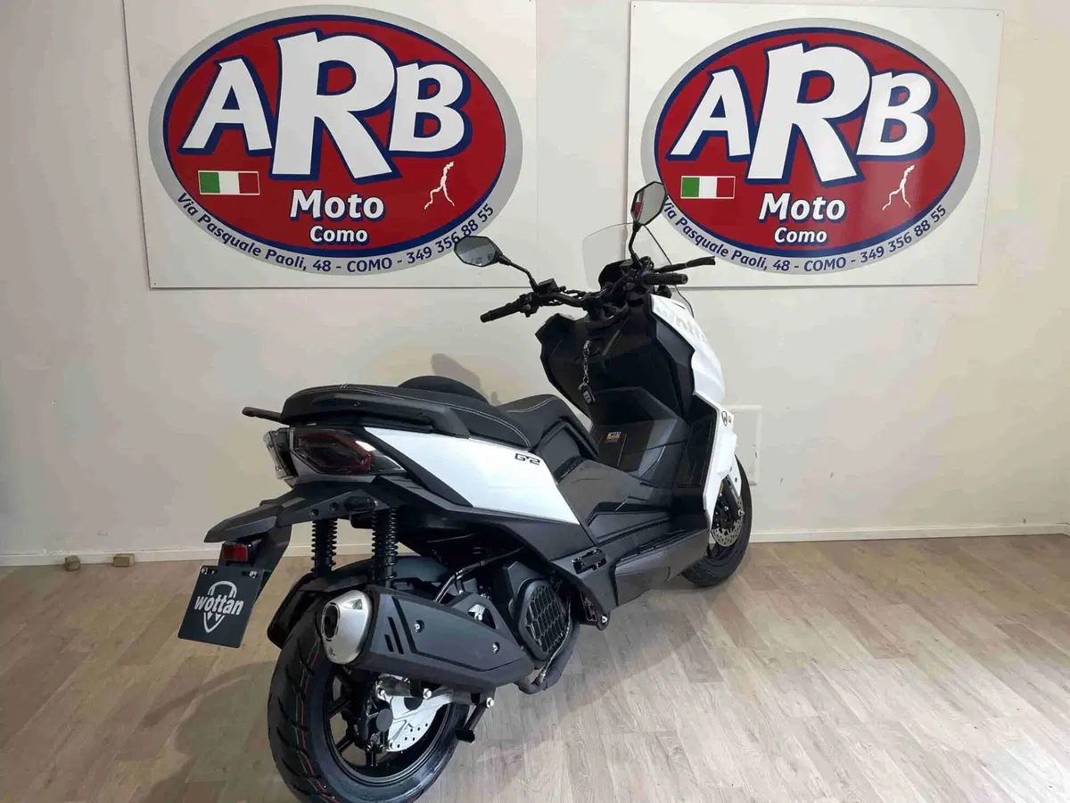 Wottan Motor GT2 125 (2025 - 26) (5)