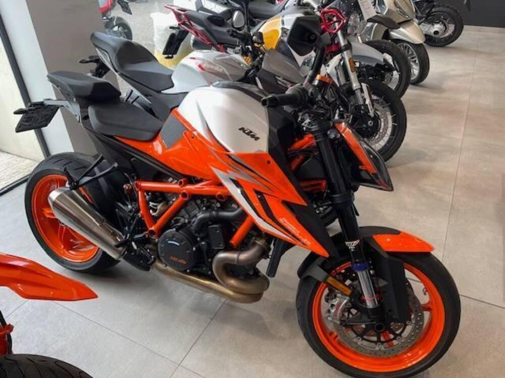 KTM 1290 Super Duke R EVO (2022 - 23) (2)