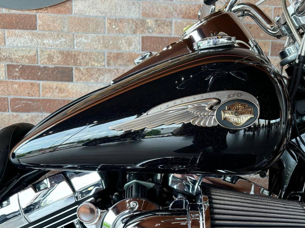 Harley-Davidson 1584 Super Glide Custom (2008 - 13) - FXDC (2)
