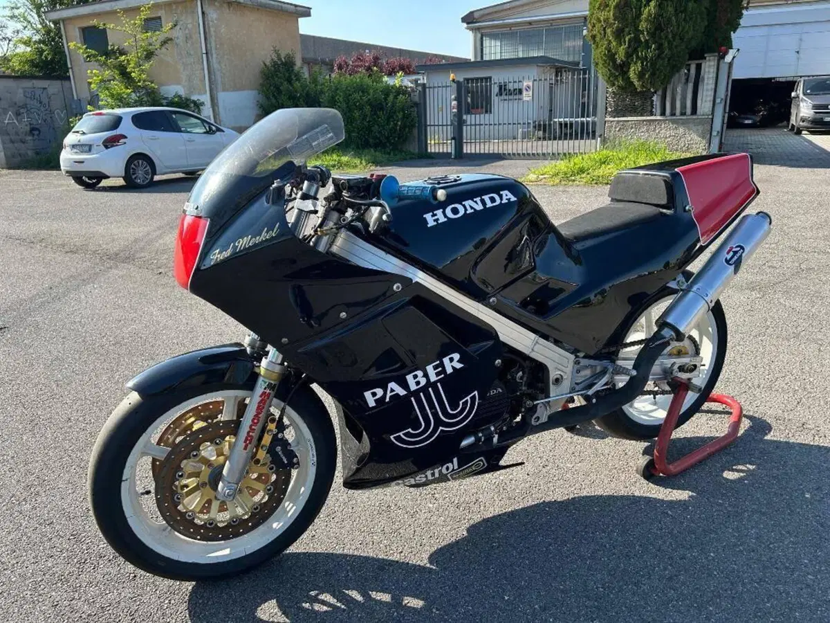 Honda VFR 750 F (1986 - 87)