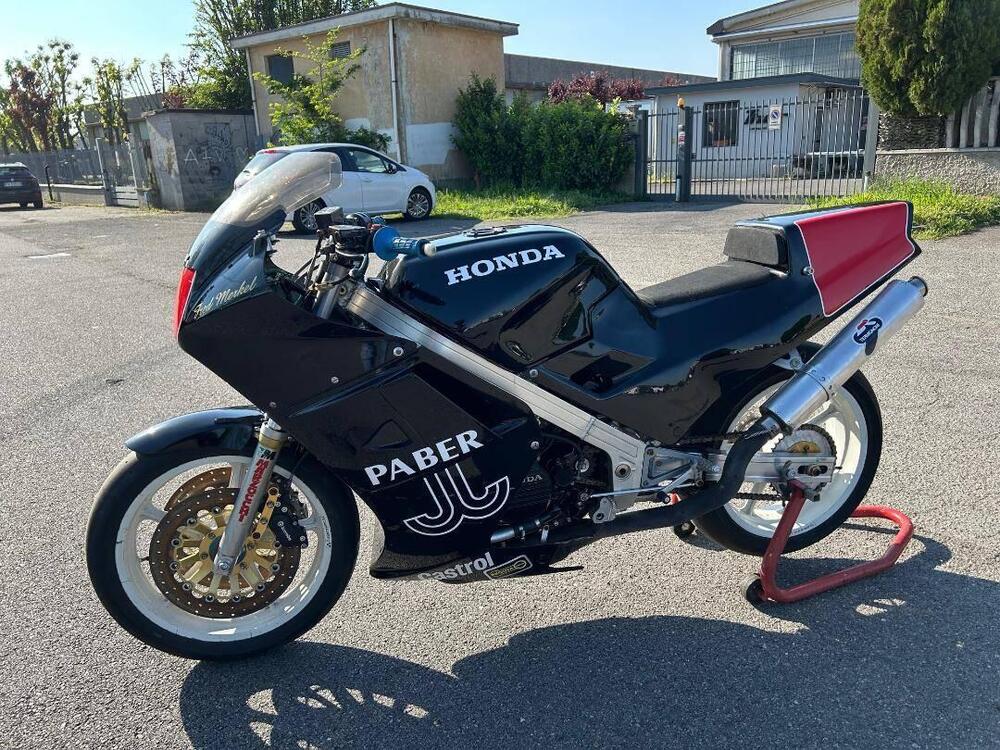 Honda VFR 750 F (1986 - 87) (2)