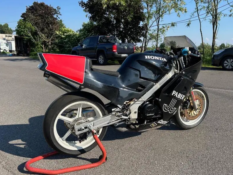 Honda VFR 750 F (1986 - 87) (7)