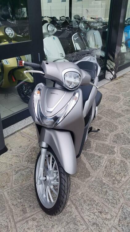 Honda SH 125 Mode (2021 - 23) (2)