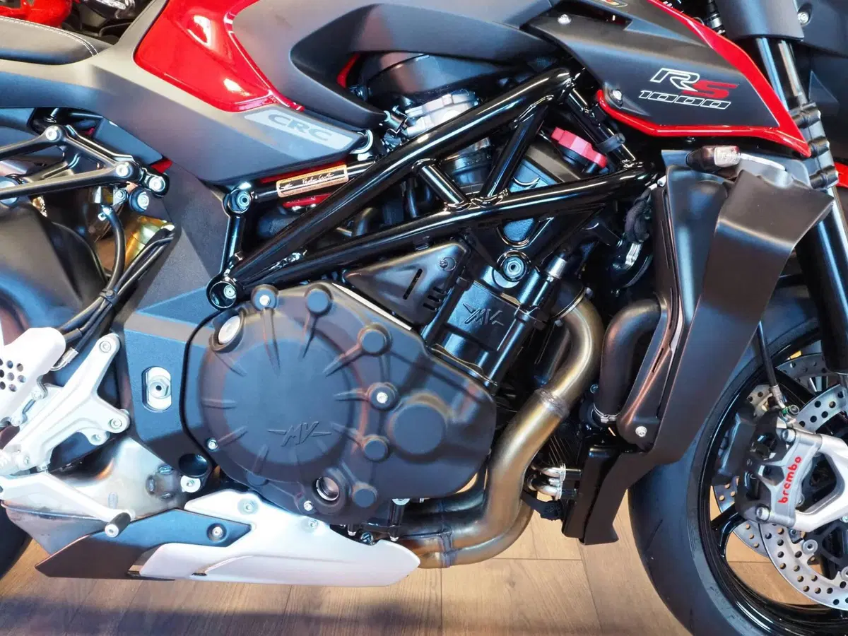 MV Agusta Brutale 1000 RS (2022 - 26) (3)
