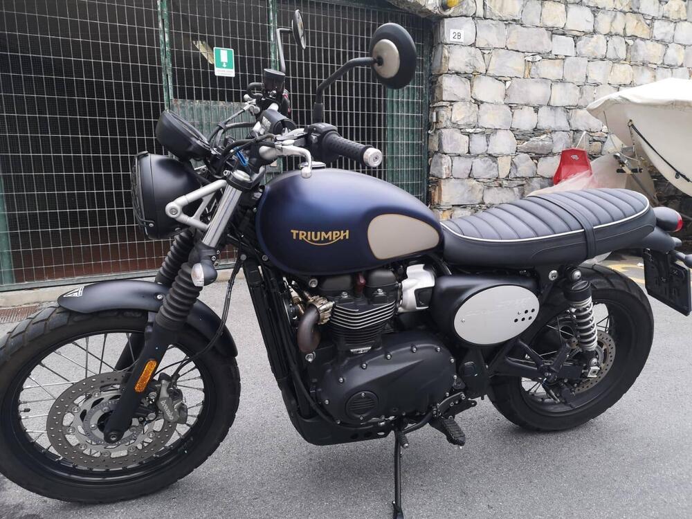 Triumph Street Scrambler 900 Gold Line Edition (2021 - 23) (5)