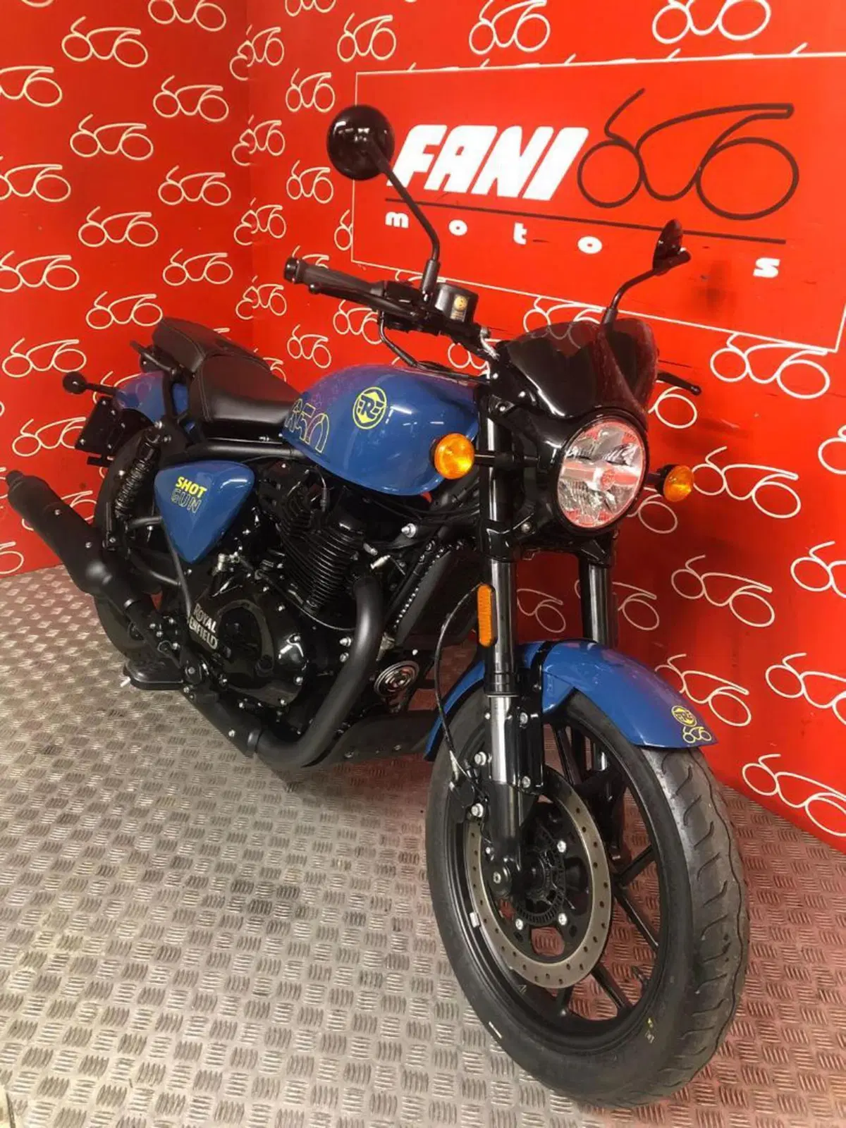 Royal Enfield Shotgun 650 (2024 - 26) (2)