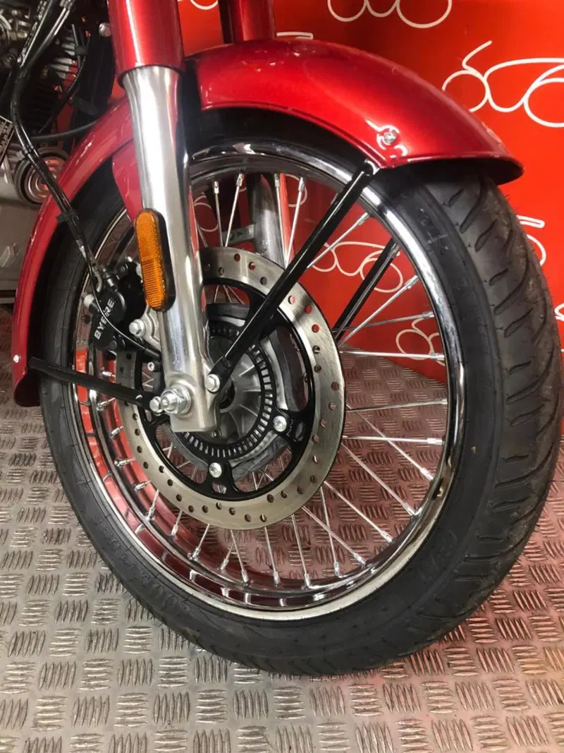 Royal Enfield Classic 350 (2021 - 26) (6)