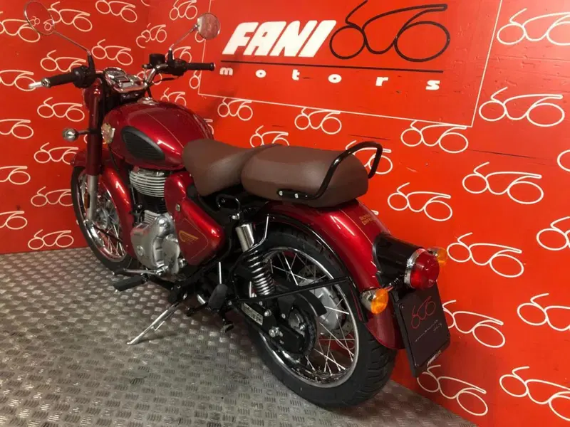 Royal Enfield Classic 350 (2021 - 26) (4)