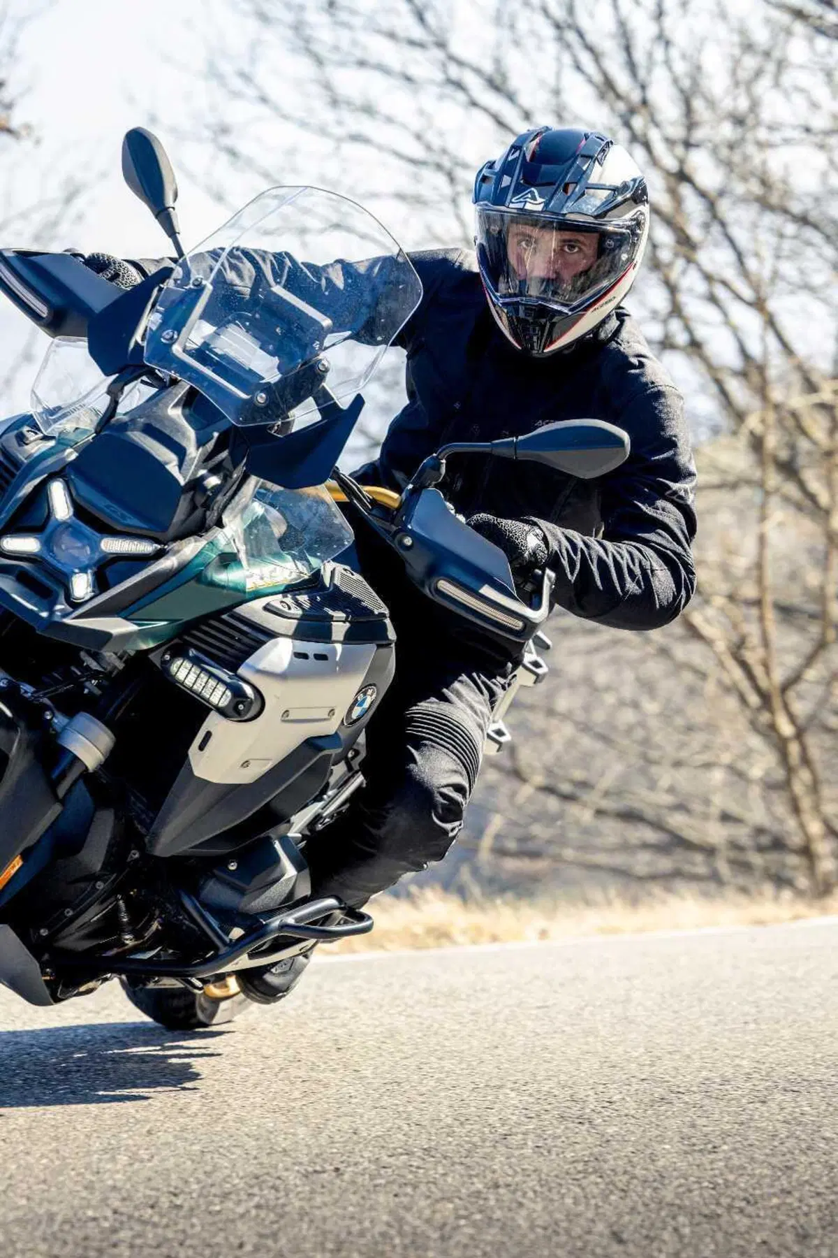 Nuovi caschi Acerbis Attack e Assault (8)