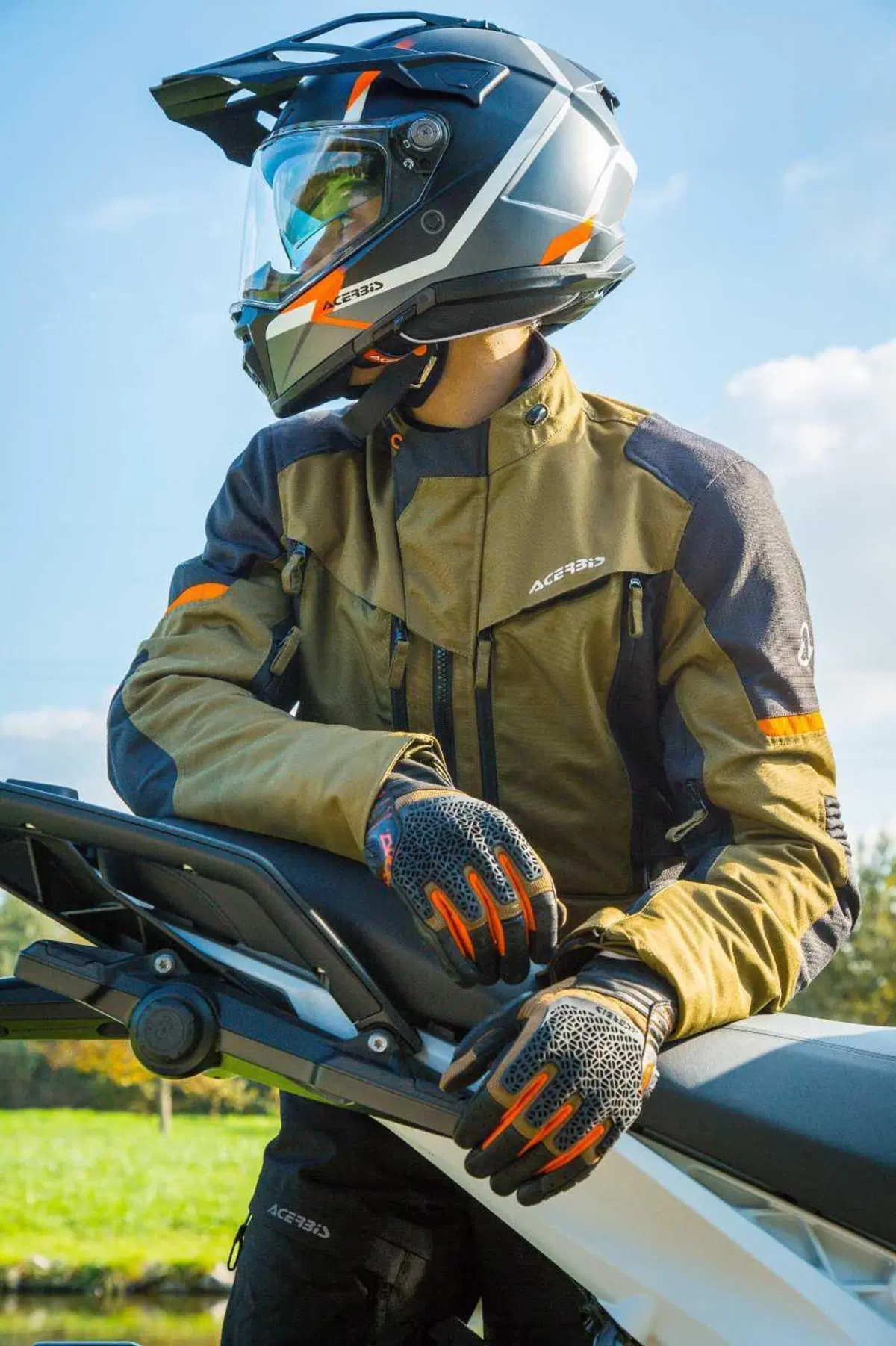 Nuovi caschi Acerbis Attack e Assault (15)