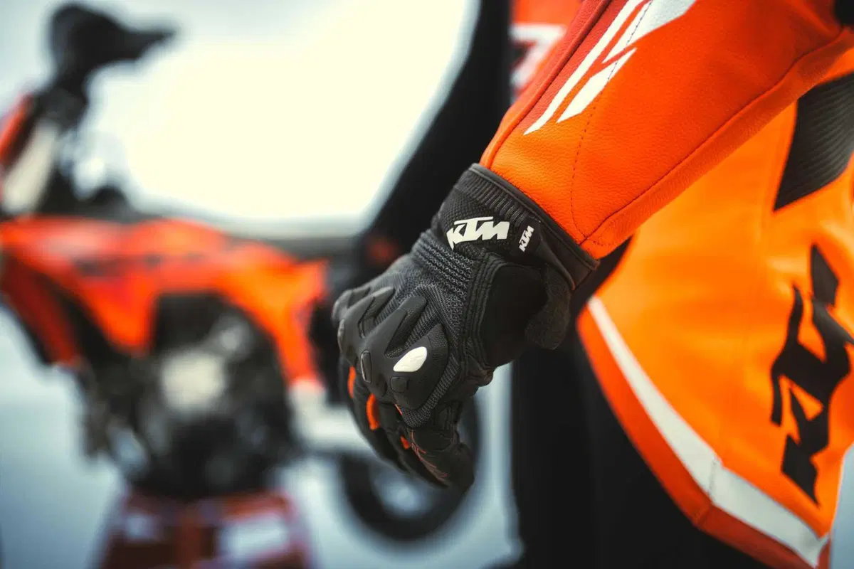 PowerWear Street, la linea di abbigliamento tecnico firmata KTM (6)