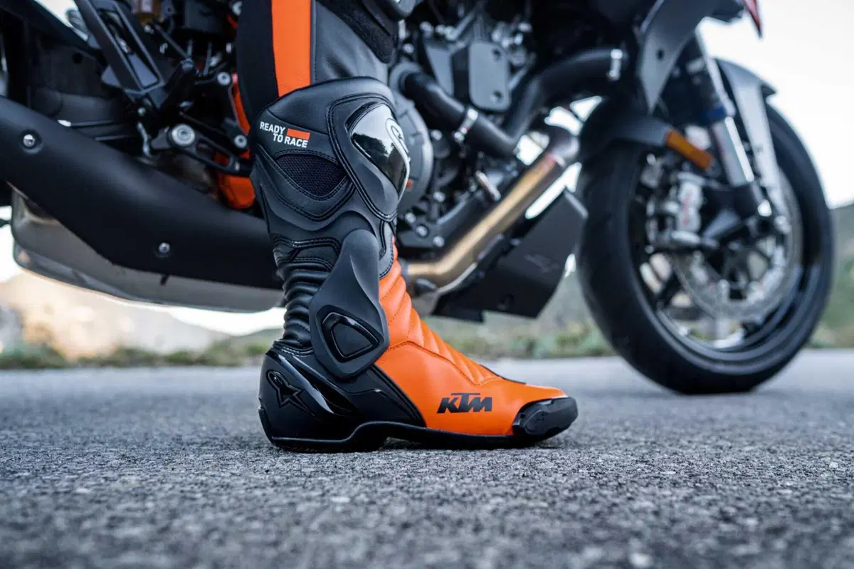 PowerWear Street, la linea di abbigliamento tecnico firmata KTM (8)