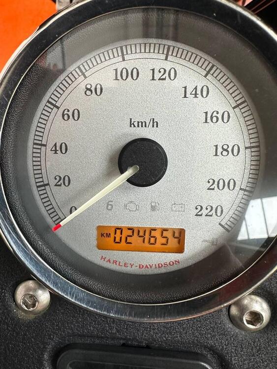 Harley-Davidson 1584 Street Bob (2008 - 15) - FXDB (4)