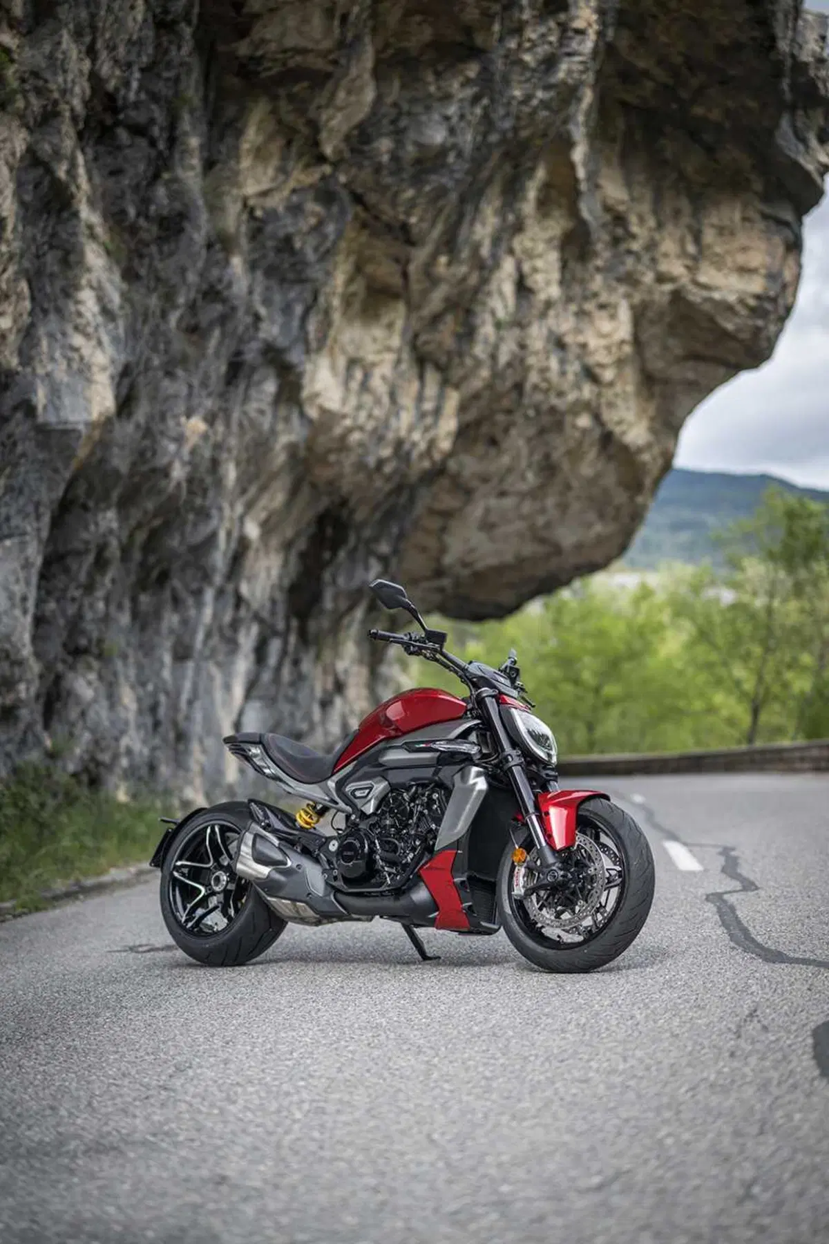 La cruiser da MotoGP! Abbiamo guidato la nuova Ducati XDiavel V4 [VIDEO] (16)