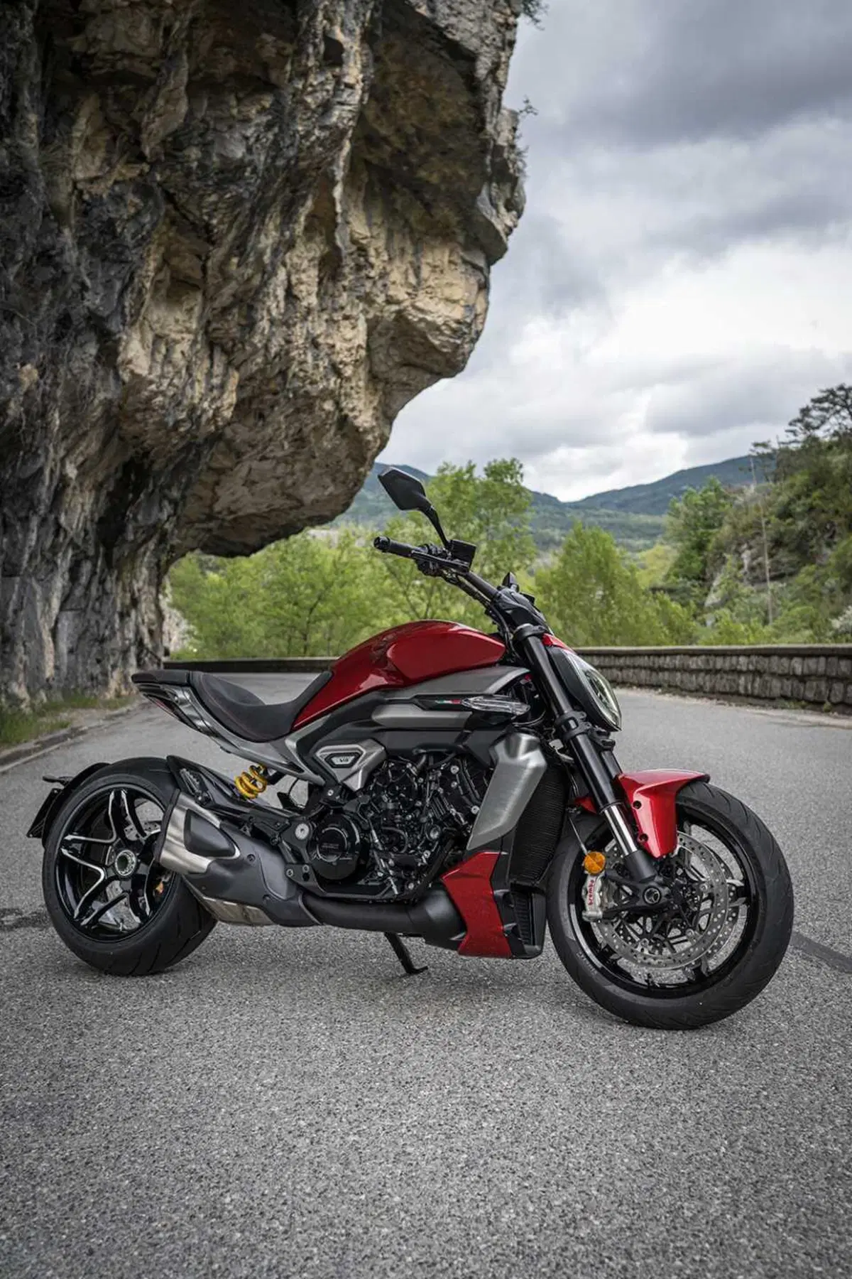 La cruiser da MotoGP! Abbiamo guidato la nuova Ducati XDiavel V4 [VIDEO] (22)