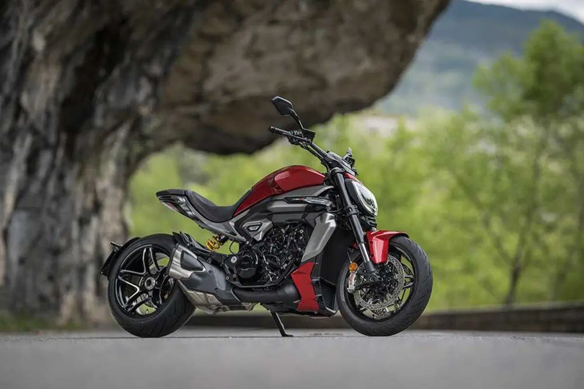 La cruiser da MotoGP! Abbiamo guidato la nuova Ducati XDiavel V4 [VIDEO] (29)