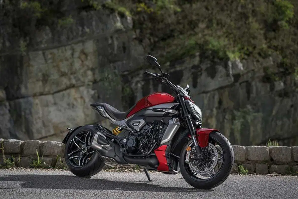 La cruiser da MotoGP! Abbiamo guidato la nuova Ducati XDiavel V4 [VIDEO] (47)