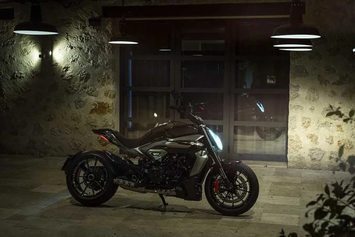 La cruiser da MotoGP! Abbiamo guidato la nuova Ducati XDiavel V4 [VIDEO] (51)