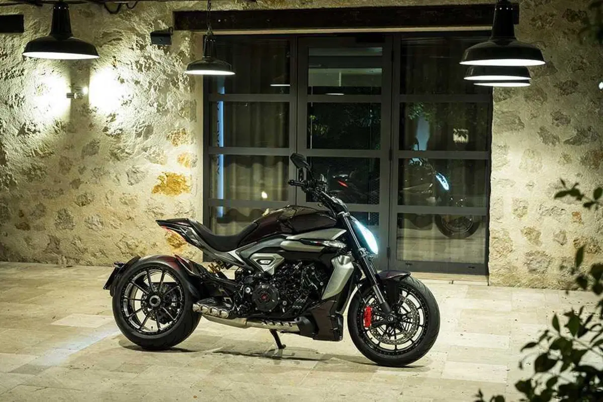 La cruiser da MotoGP! Abbiamo guidato la nuova Ducati XDiavel V4 [VIDEO] (59)