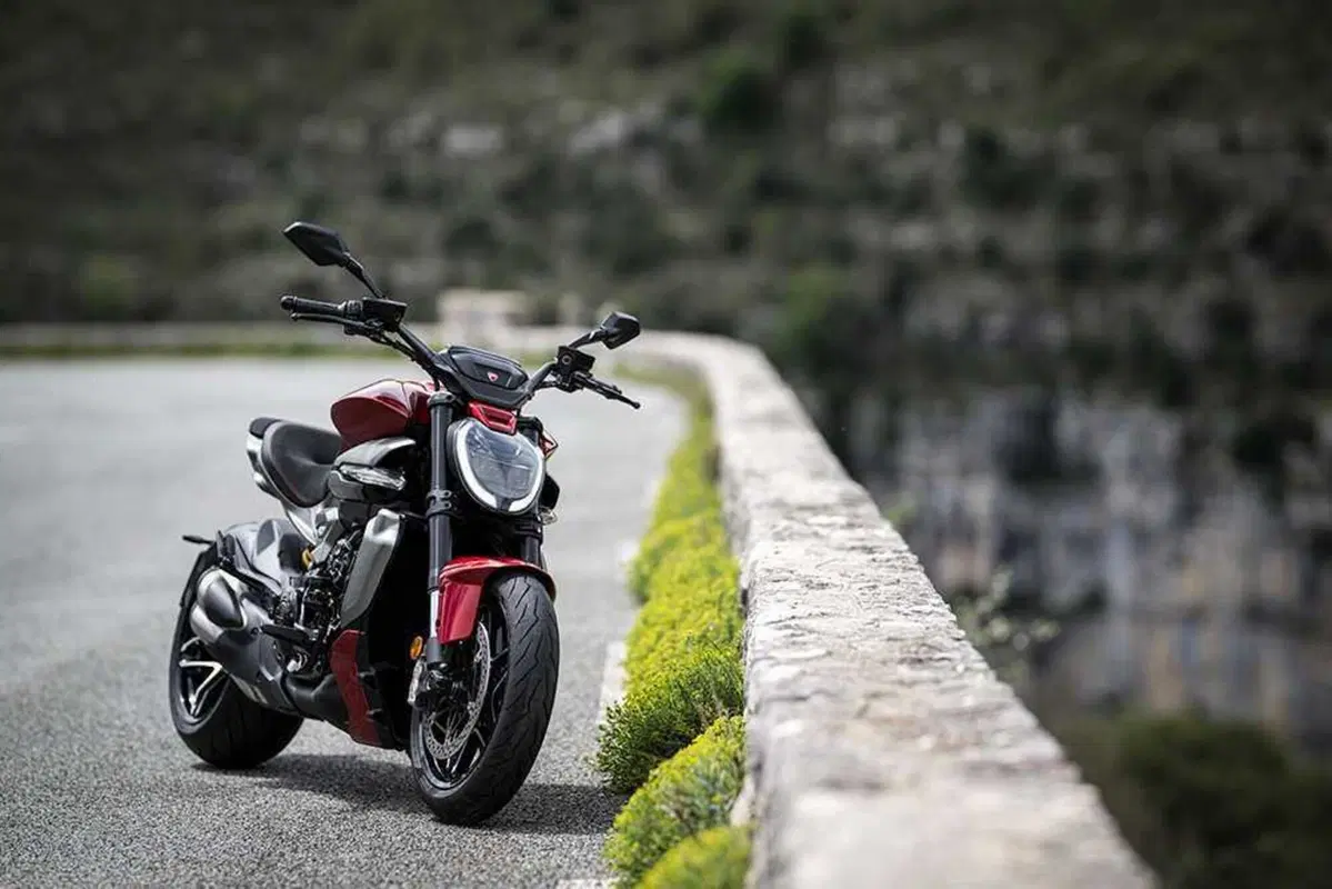 La cruiser da MotoGP! Abbiamo guidato la nuova Ducati XDiavel V4 [VIDEO] (75)