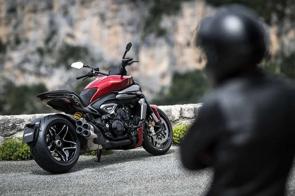 La cruiser da MotoGP! Abbiamo guidato la nuova Ducati XDiavel V4 [VIDEO] (93)