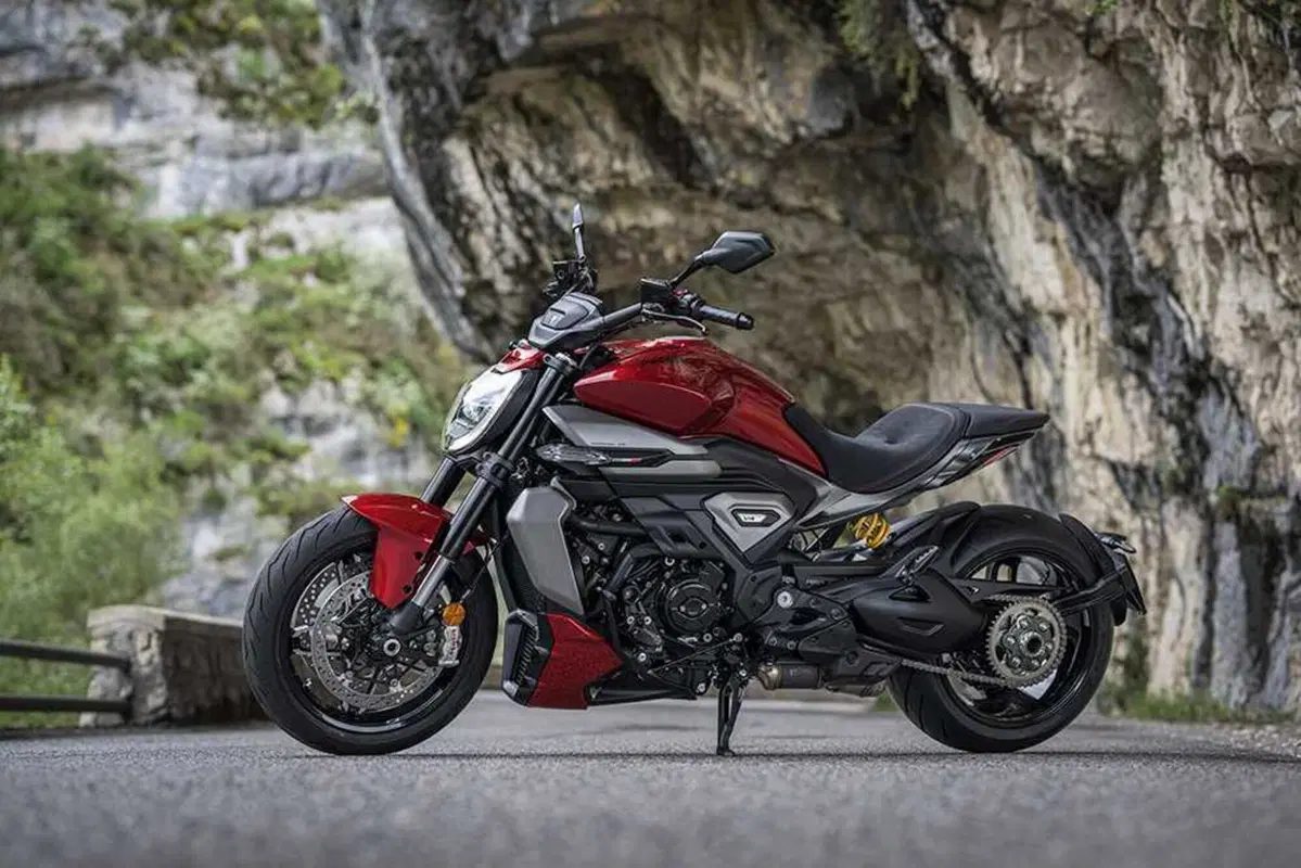 La cruiser da MotoGP! Abbiamo guidato la nuova Ducati XDiavel V4 [VIDEO] (108)