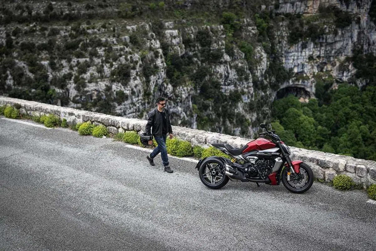 La cruiser da MotoGP! Abbiamo guidato la nuova Ducati XDiavel V4 [VIDEO] (112)