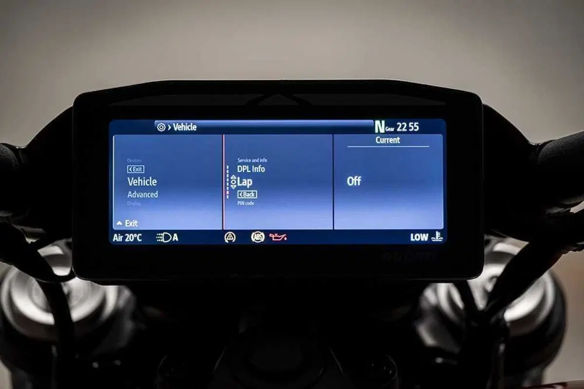 La cruiser da MotoGP! Abbiamo guidato la nuova Ducati XDiavel V4 [VIDEO] (173)