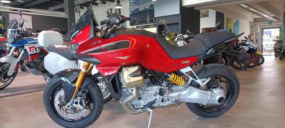 Moto Guzzi V100 Mandello Wind Tunnel (2025)