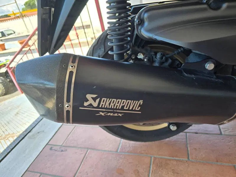 Yamaha X-Max 400 Tech Max (2020) (5)
