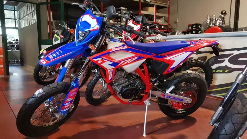 Betamotor RR 125 4T Motard R (2025 - 26)