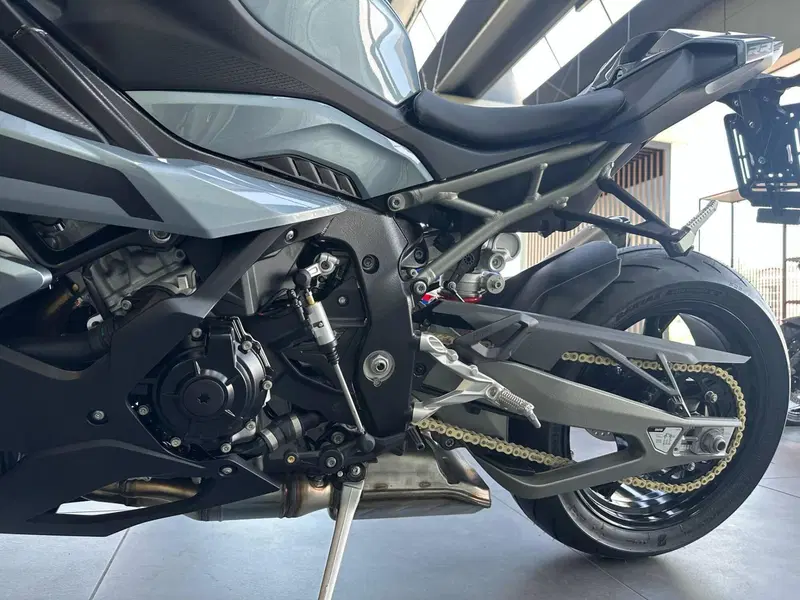 Bmw S 1000 RR (2025 - 26) (8)