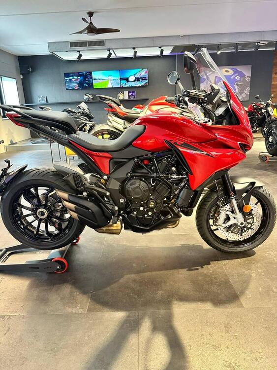 MV Agusta Turismo Veloce 800 R (2023 - 25) (2)